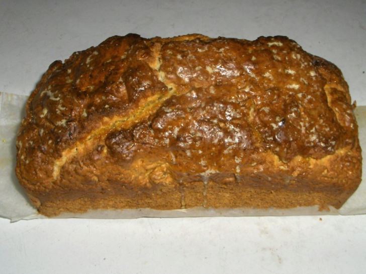 Orange nut teabread
