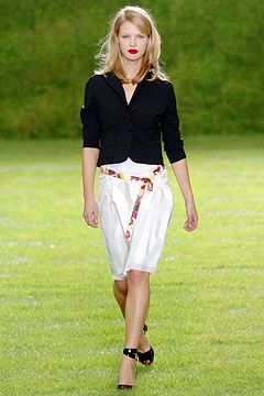 Please ID this fashion model at Paul Smith Women Spring 2005