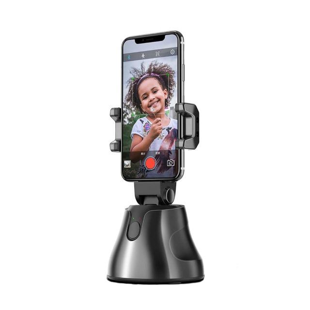 Robot Cameraman