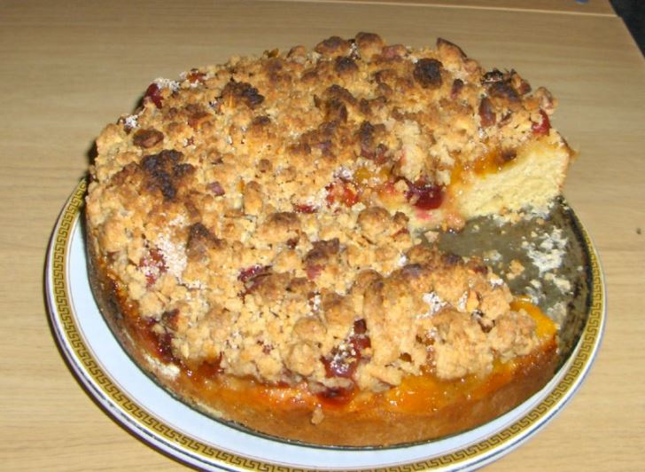 German plum cake