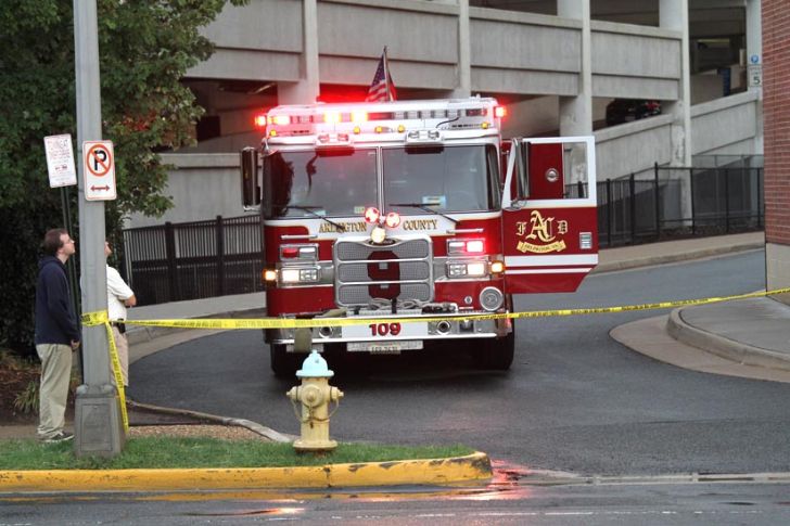 fire at a pentagon row apartments in Arlington County Virginia